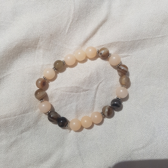 HANDMADE GEMSTONE BRACELET ๐๐ - Picture 2 of 2